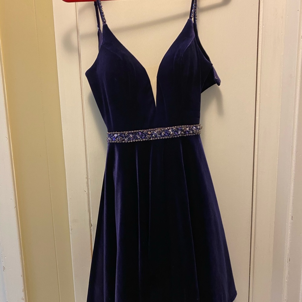 Short dress